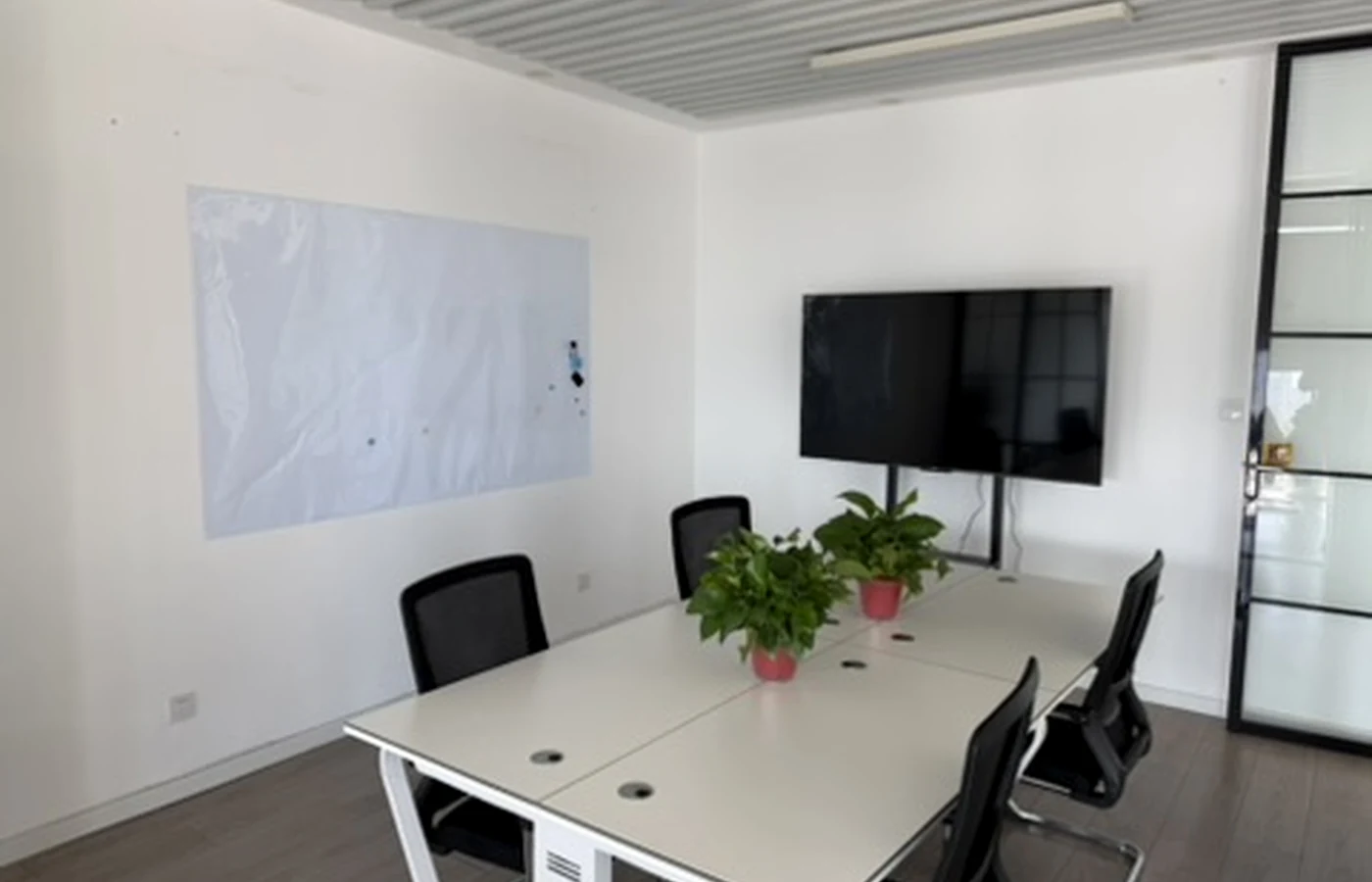 Qingdao meeting room